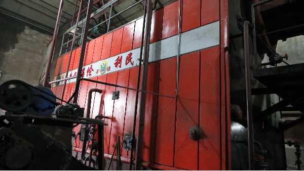 燃煤改秸稈直燃鍋爐供暖，燃料成本省一半