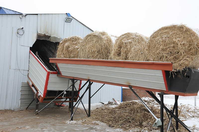 秸稈直燃熱風爐上料系統